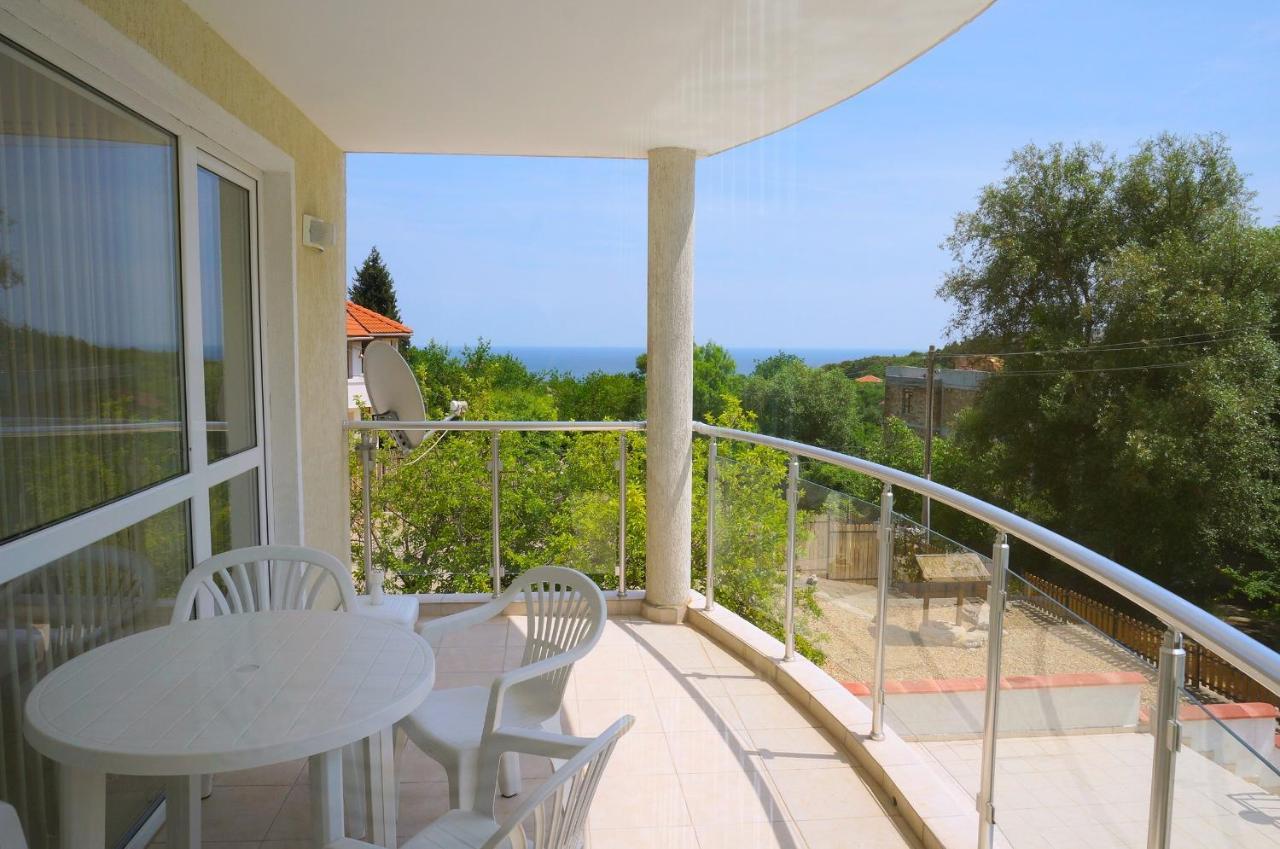 Апартамент Серена - Apartment Serena - Balchik Villa Zone エクステリア 写真