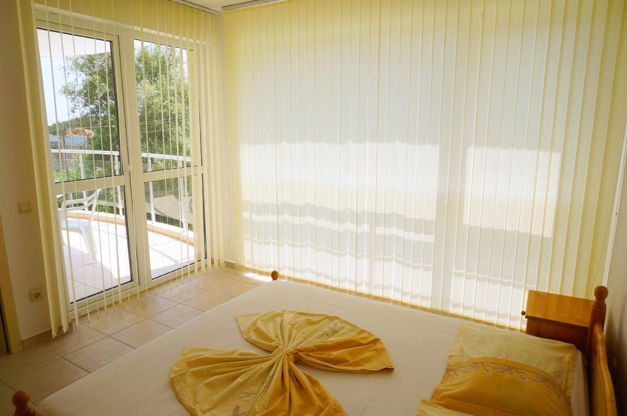 Апартамент Серена - Apartment Serena - Balchik Villa Zone エクステリア 写真
